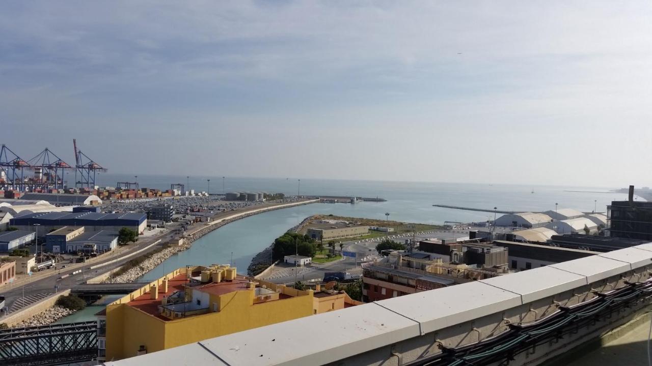 Torre Del Carmen Malaga Apartment Exterior photo