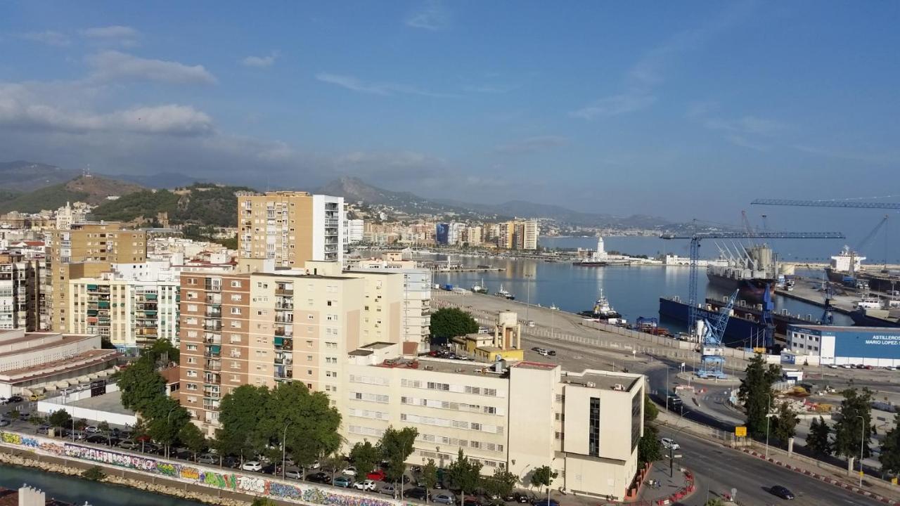 Torre Del Carmen Malaga Apartment Exterior photo